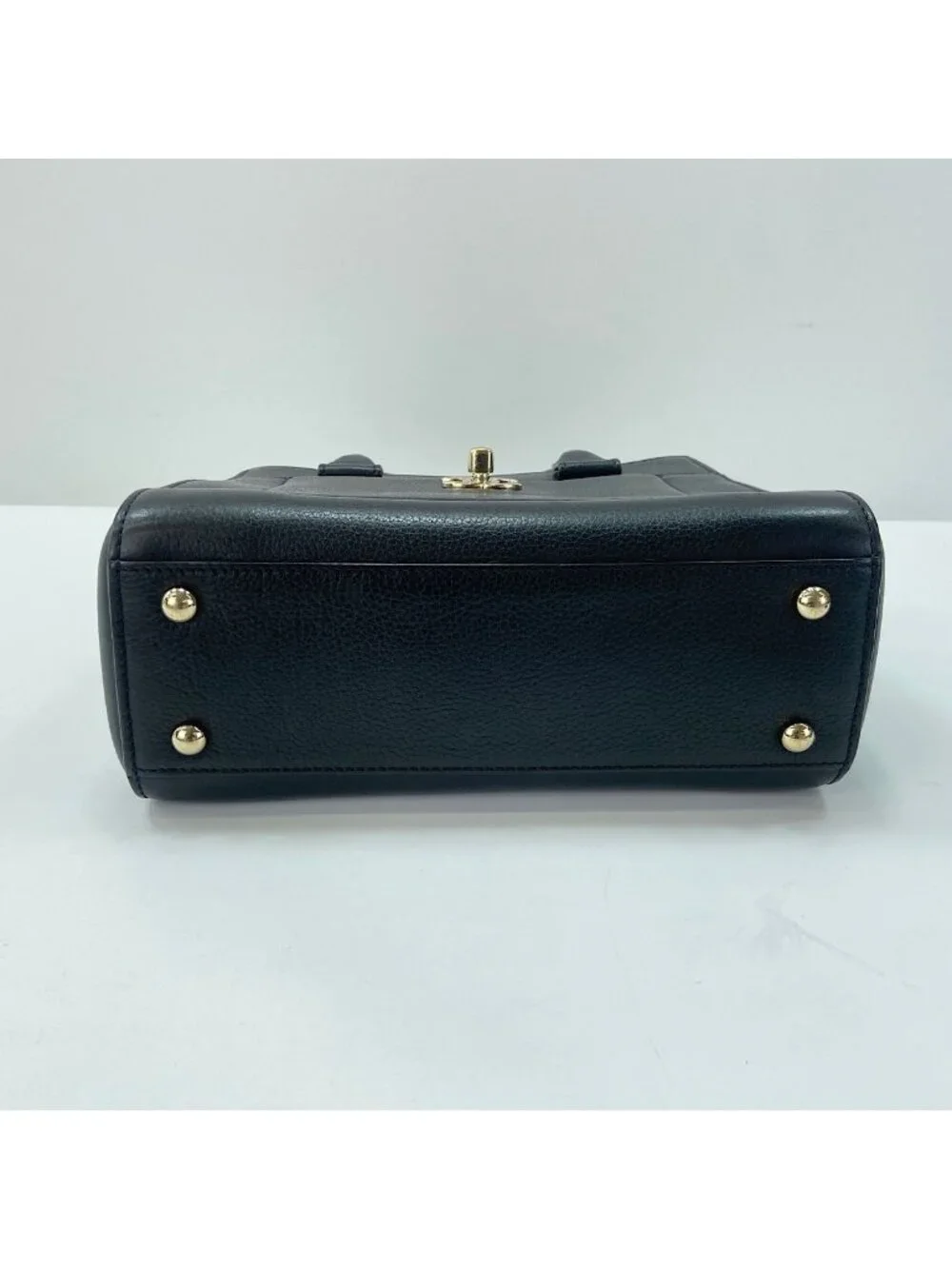 Chanel Handbag Executive Black
